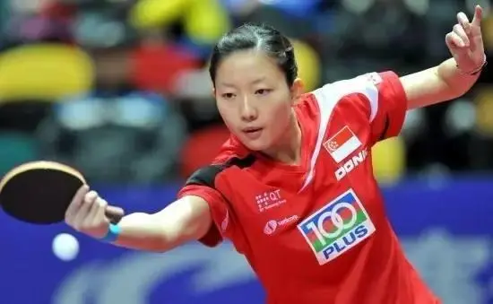 现在的她与, div 现在的她与, div