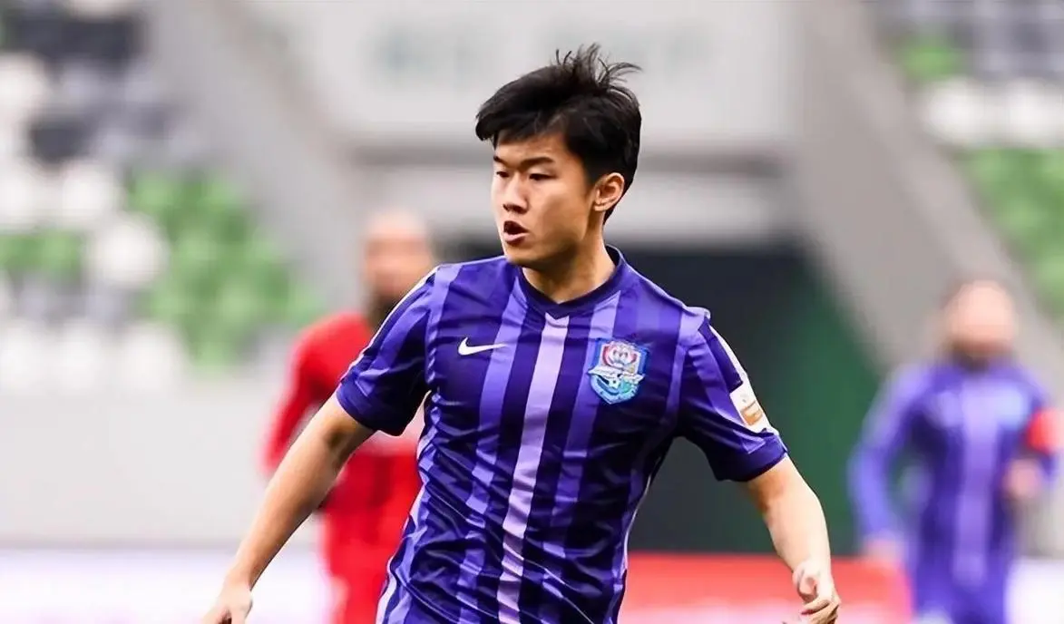 哈达斯, 岁小将 哈达斯, 岁小将